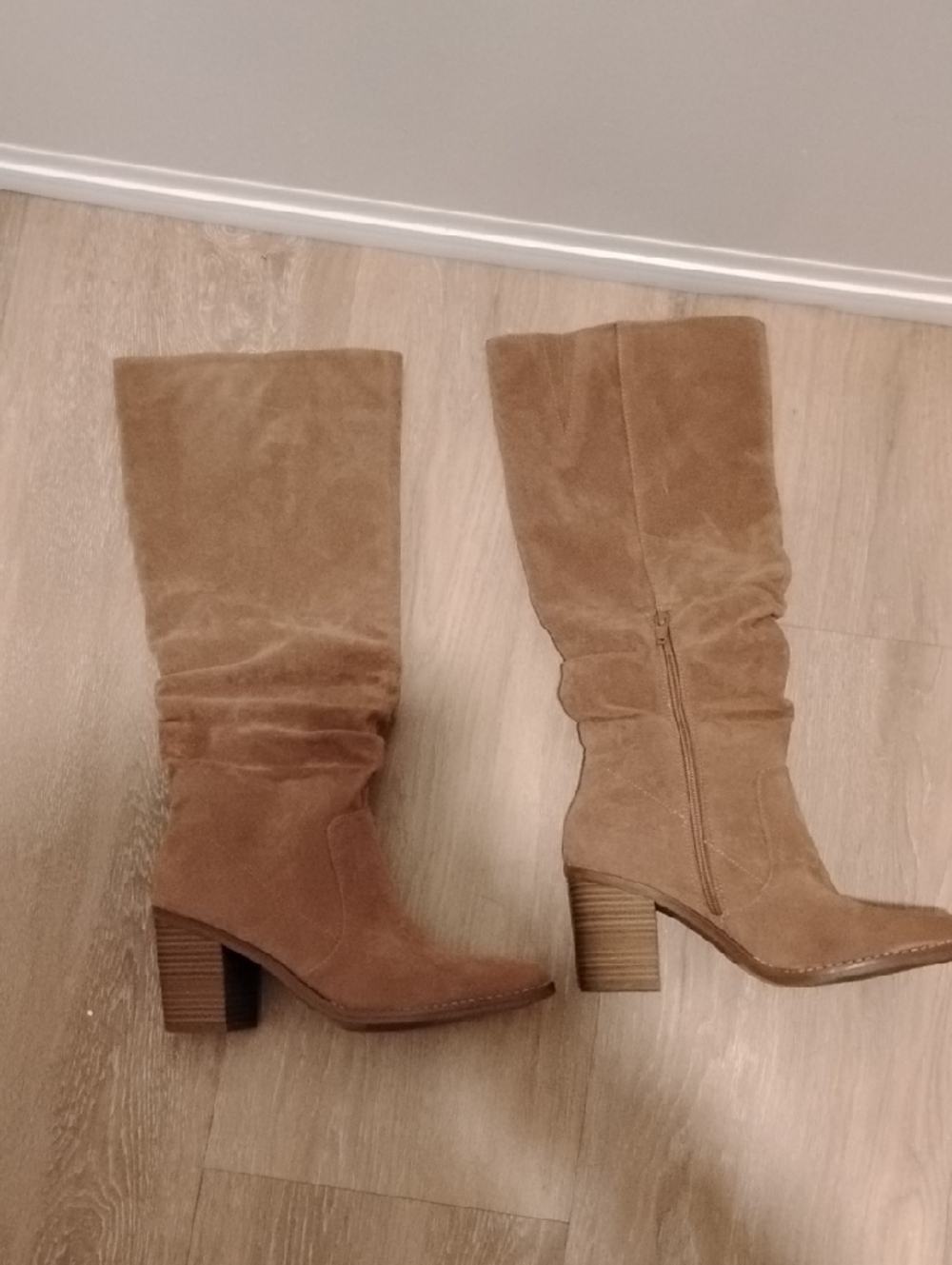 Universal Thread Tan Suede Over-the-Knee Block Heel Boots - Picture 2 of 9